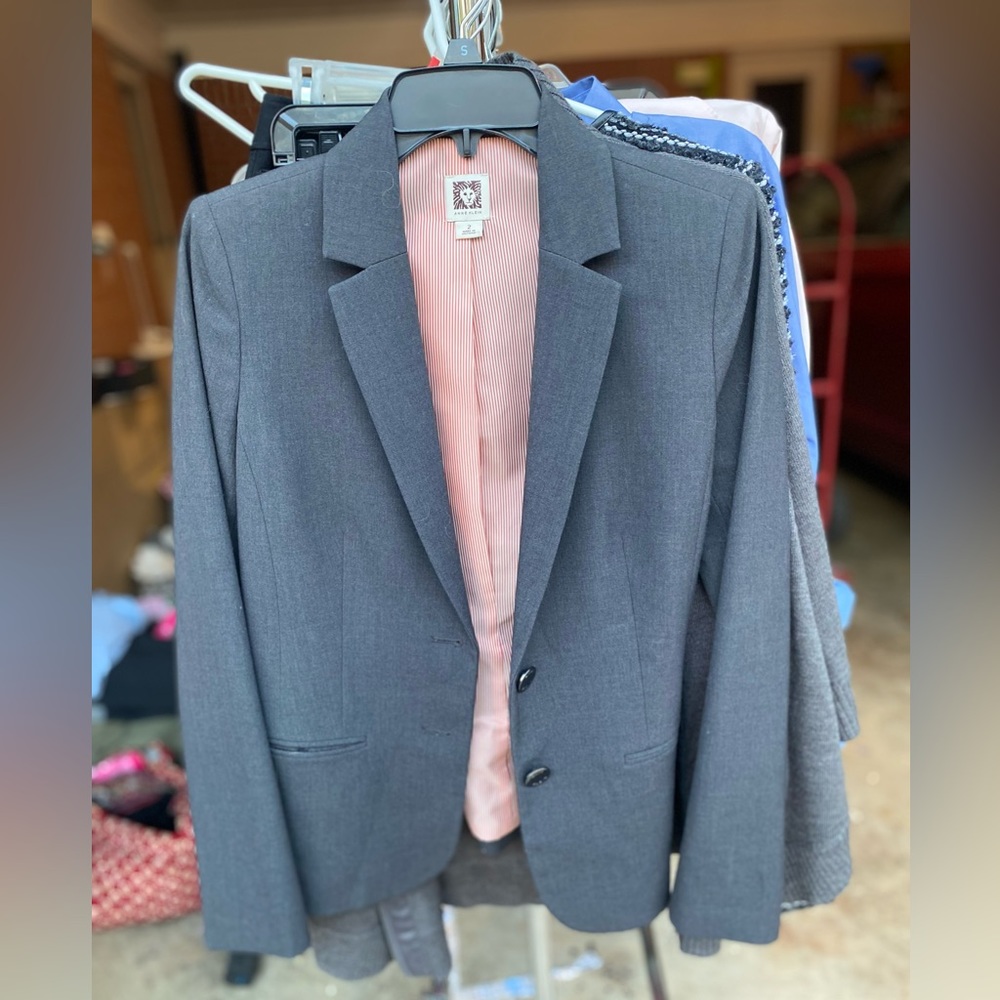 Anne Klein Gray Woman’s Blazer Size 2